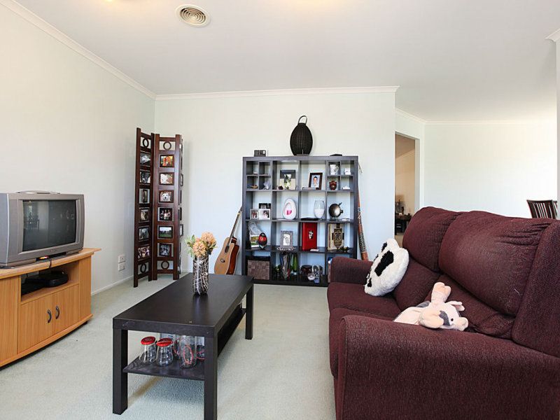 8 Seaside Close, Seabrook - Thumbnail 8