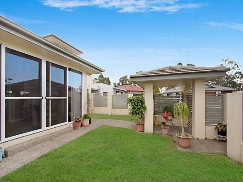 2 Fairmont Court BANORA POINT NSW, Banora Point - Image 1