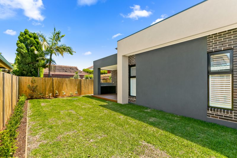 Real Estate For Lease 15 Lucas Avenue Russell Lea , NSW