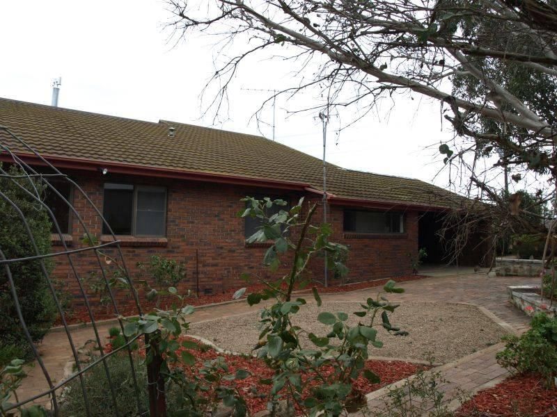 346 Rosemont Road, GOULBURN Goulburn First National Real Estate