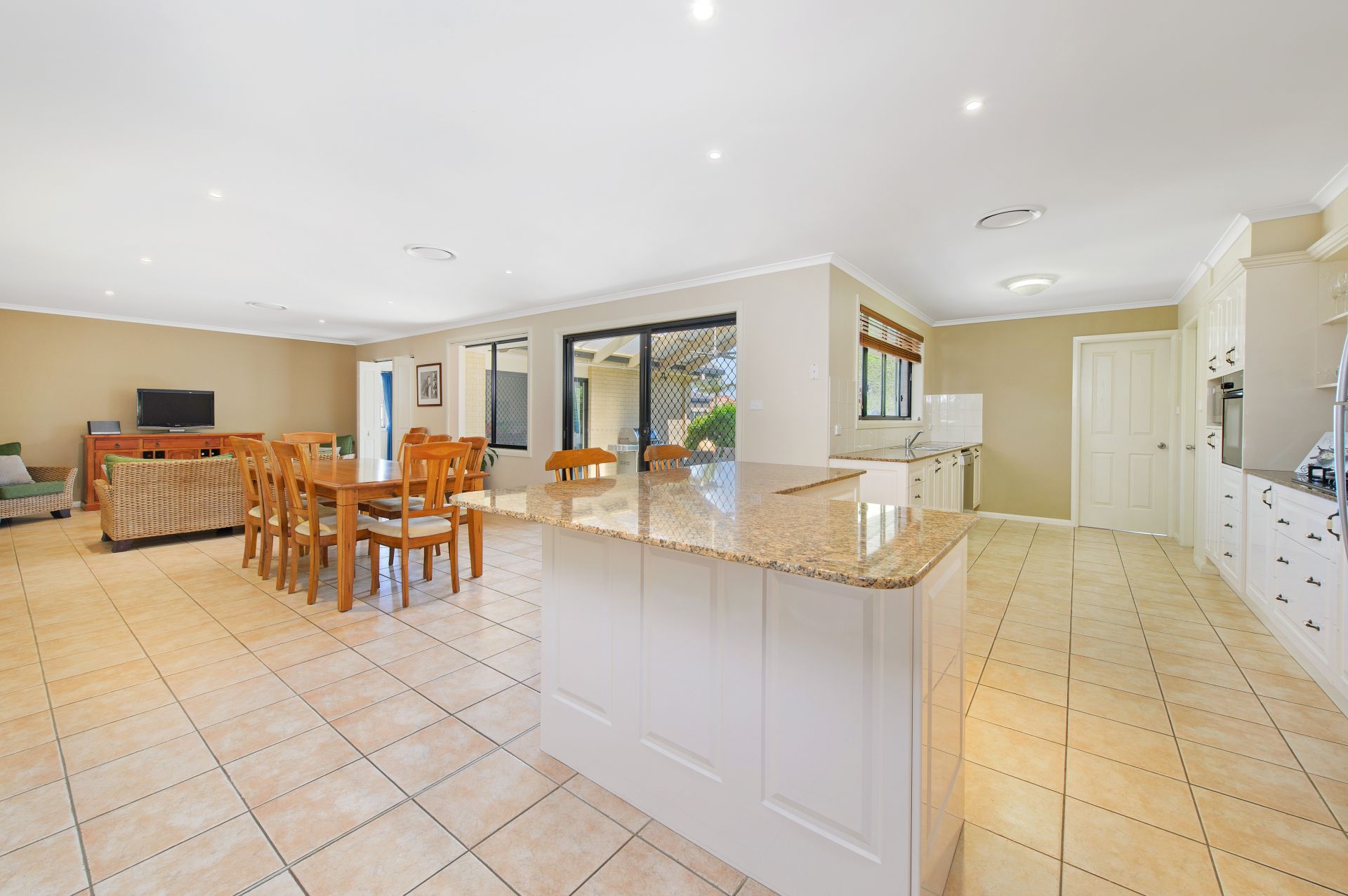 16 Olivine Street Port Macquarie NSW, Port Macquarie - Thumbnail 6