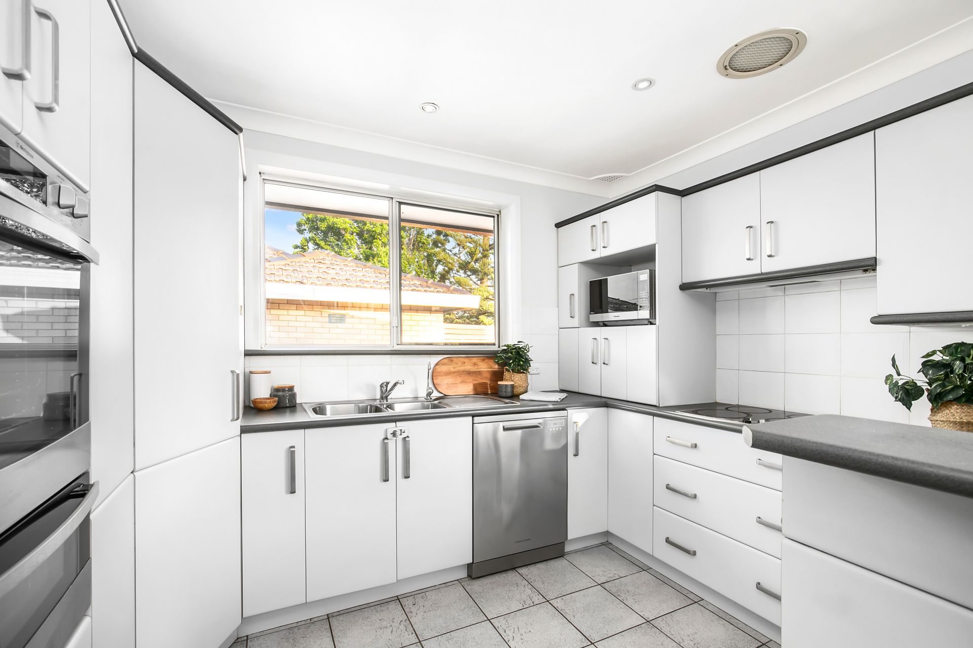 6 Meadow Place, Miranda, Miranda - Thumbnail 6
