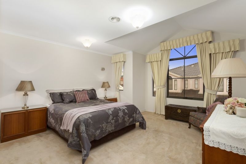 1 Pinoak Close, Burwood - Thumbnail 7