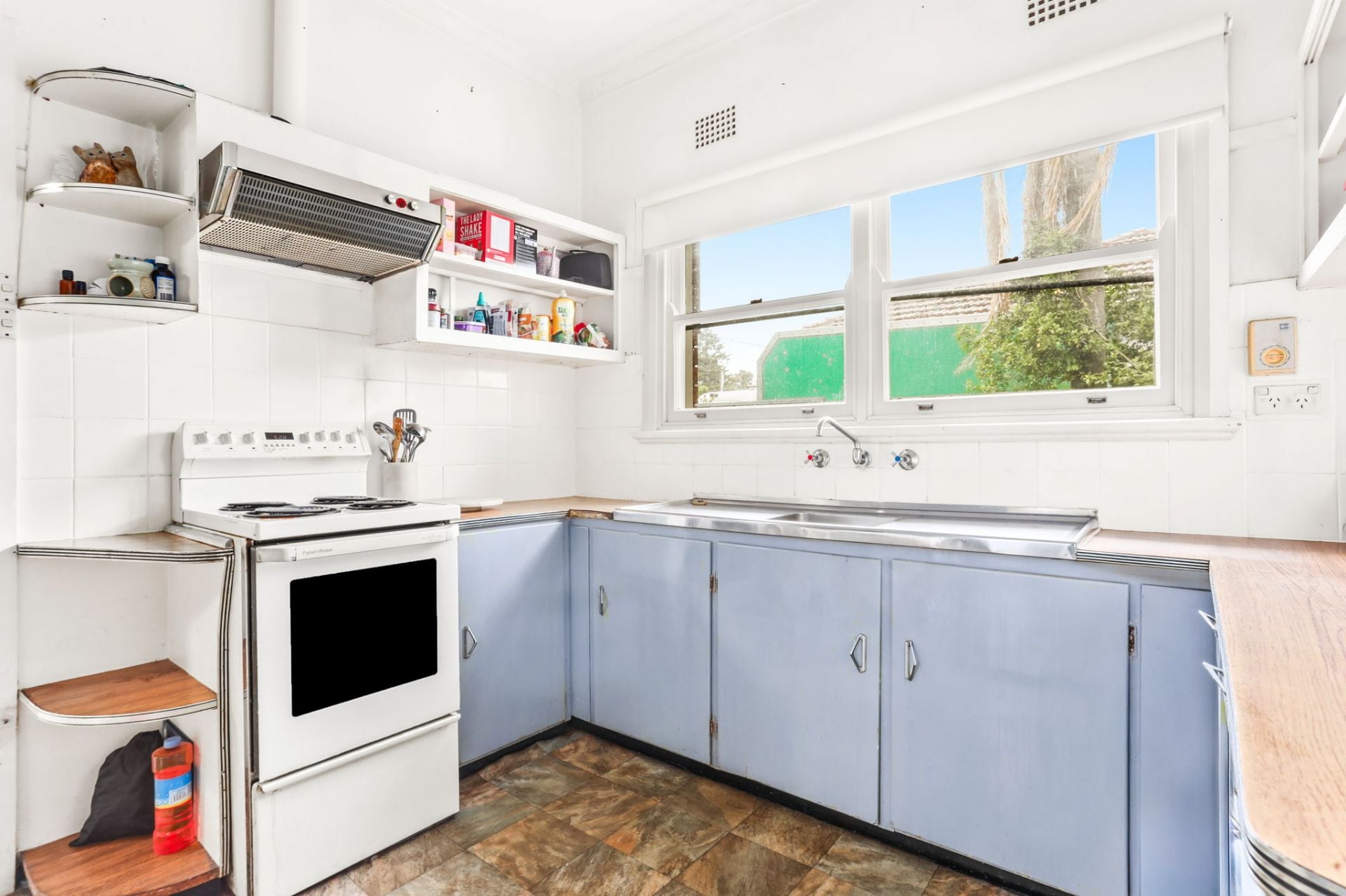 91 Tompson Road Panania NSW, Panania - Thumbnail 4