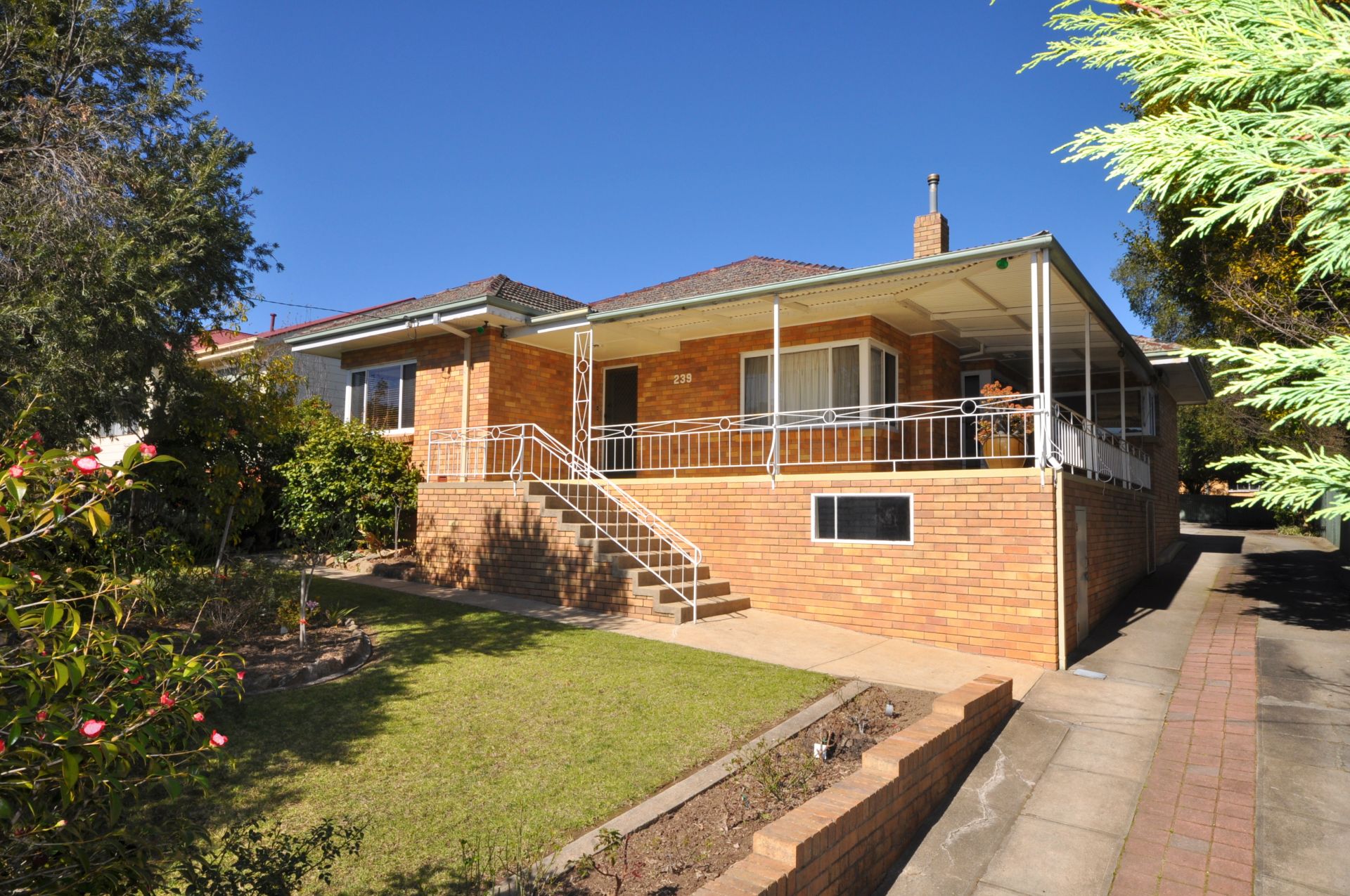 239 Walsh Street, East Albury Kane Real Estate