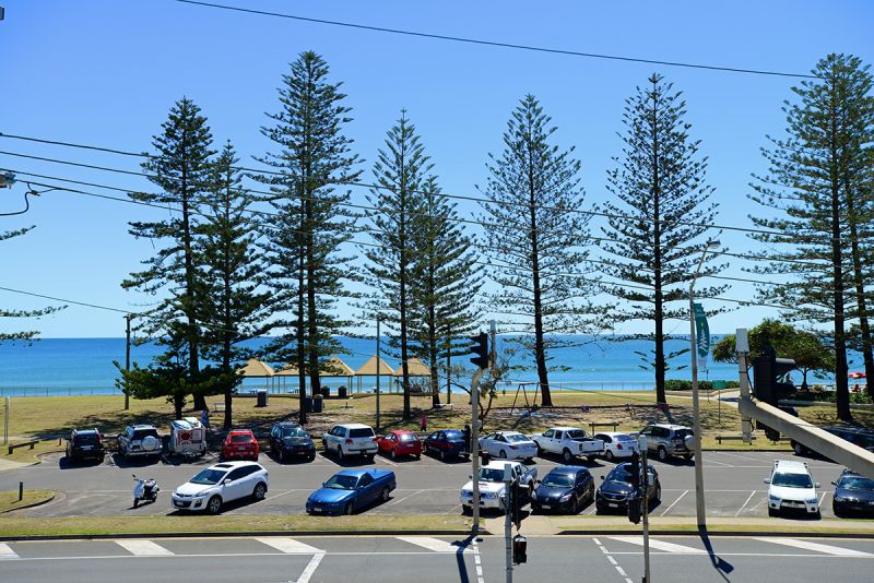 1/156 Alexandra Parade, Alexandra Headland