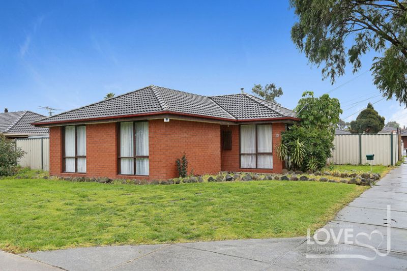 70 Pandora Avenue, Thomastown