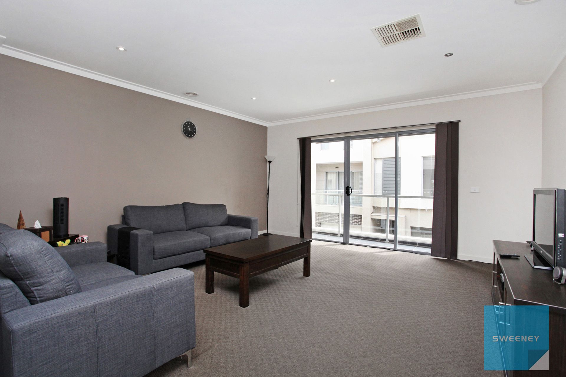 4/69-77 Lancefield Drive, Caroline Springs - Thumbnail 3