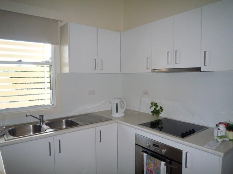 90 Albert Street KINGS BEACH QLD, Kings Beach - Thumbnail 4