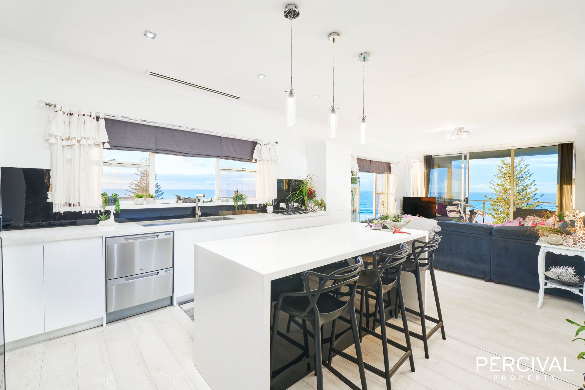 22 Dent Crescent Port Macquarie NSW, Port Macquarie - Thumbnail 2