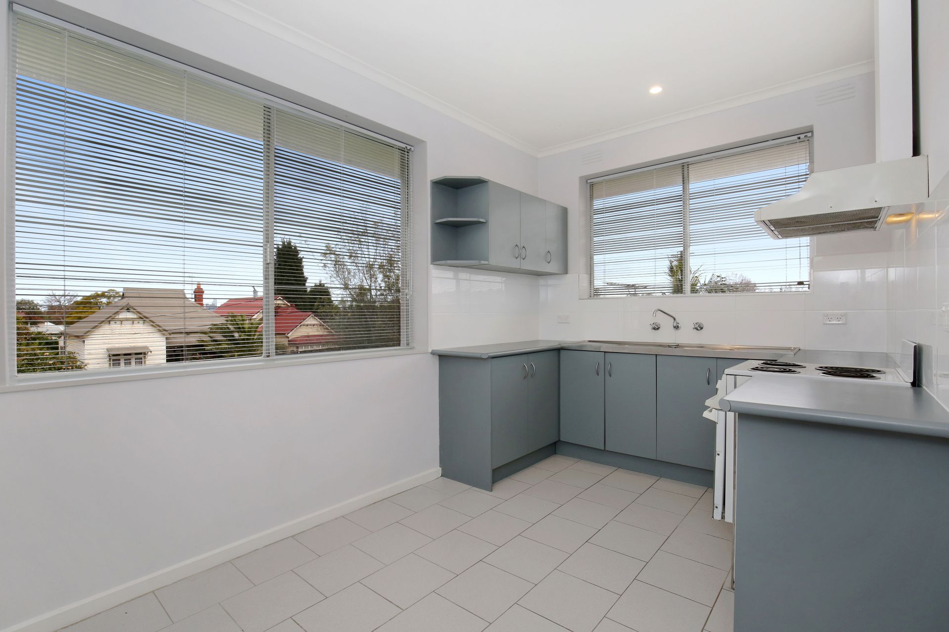 Spacious Two Bedroom Apartment in Great Location!