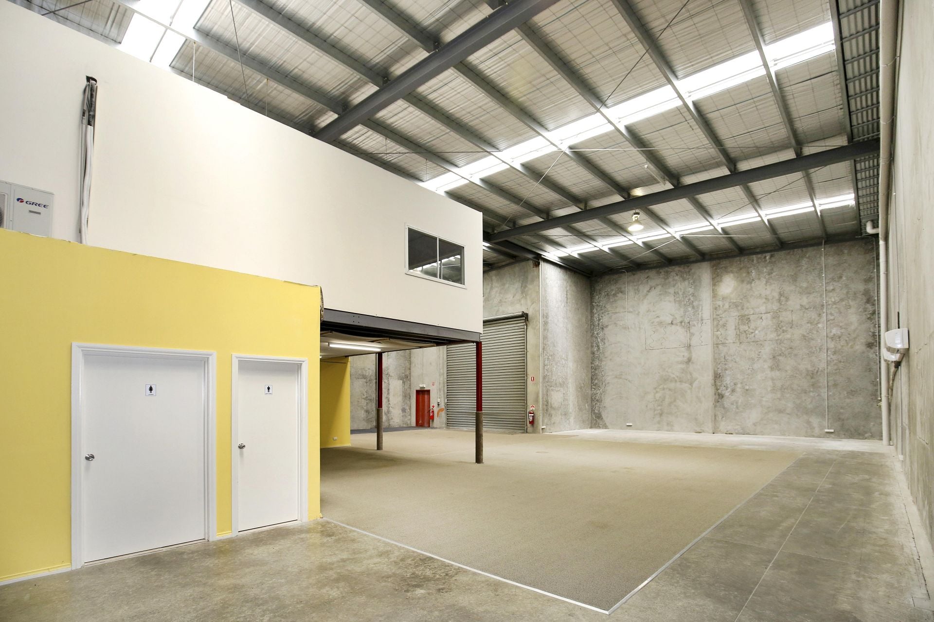 GREAT SIZED FACTORY IN PRIME INDUSTRIAL ESTATE