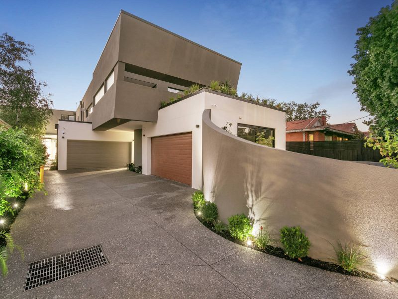 1/7 Orrong Crescent, Caulfield North