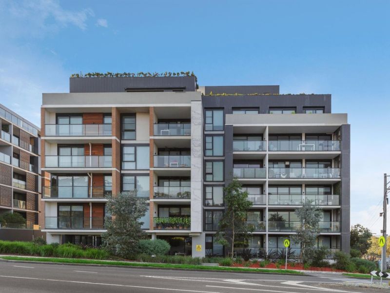 304/7 Red Hill Terrace, Doncaster East - Thumbnail 2