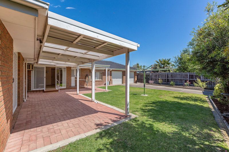 62 Tatman Drive, Altona Meadows - Thumbnail 4