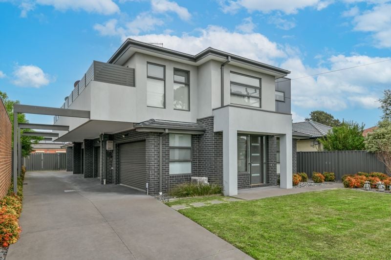 2/105 Middle Street, Hadfield