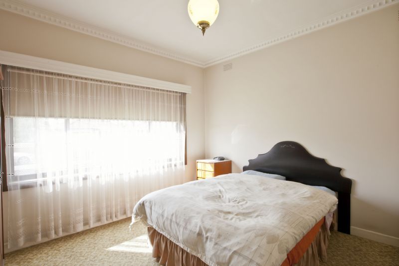 8 Ballard Street, Yarraville - Thumbnail 5