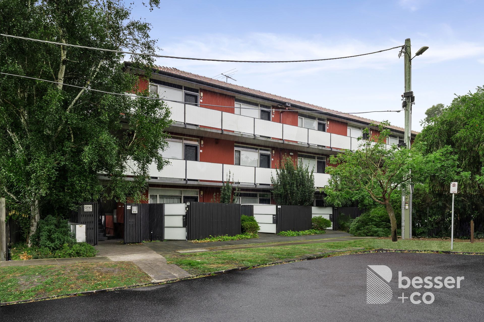 3/1 Lumley Court, Prahran - Thumbnail 2