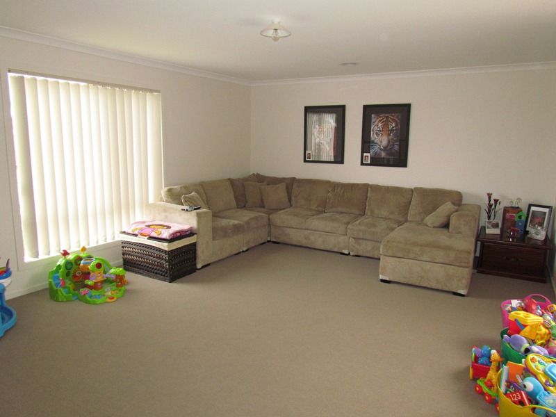 163 Dalray Crescent, Kurunjang - Thumbnail 4