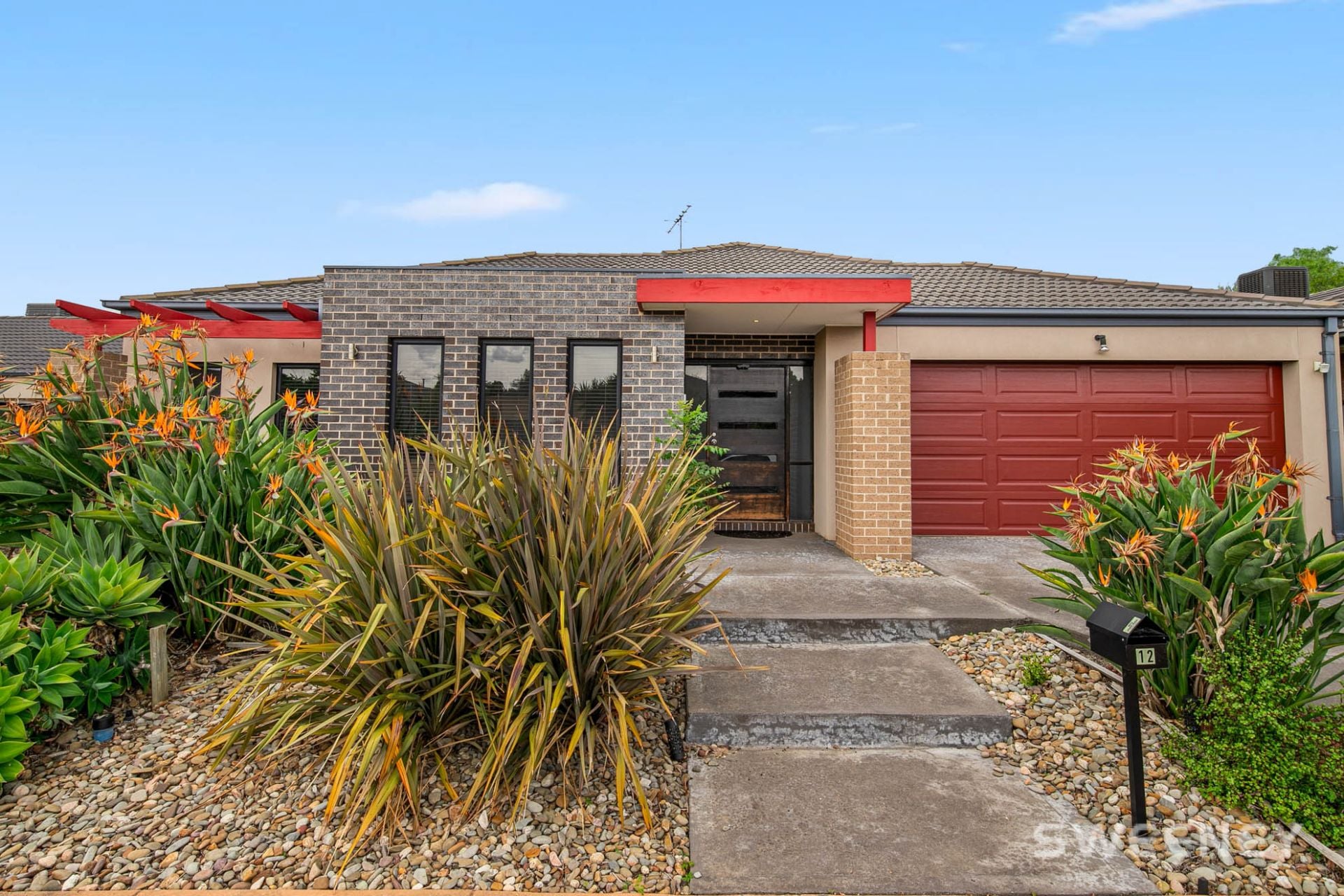 12 Villiers Drive, Point Cook - Thumbnail 2