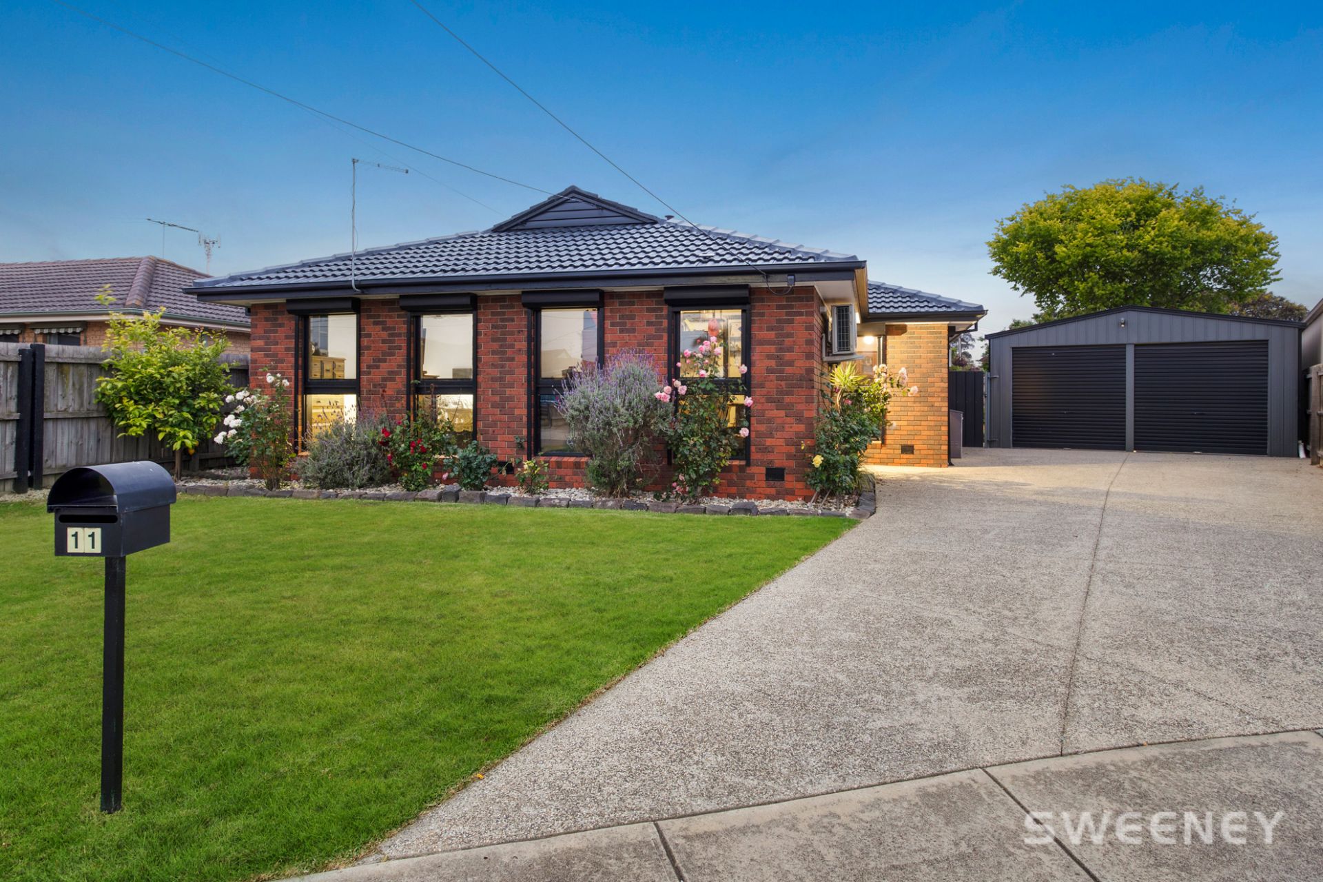 11 Obrien Court, Altona Meadows - Thumbnail 2