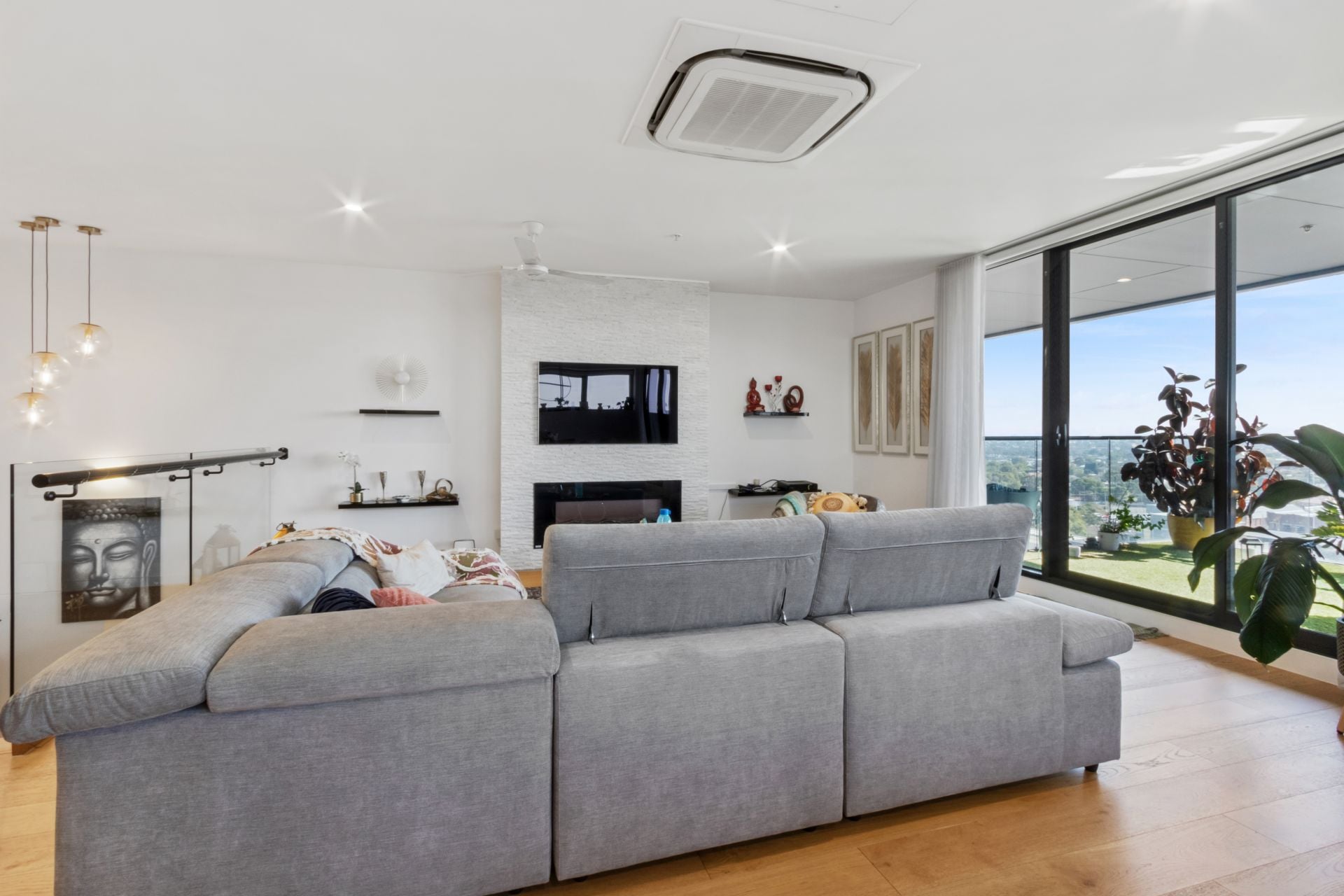 Stunning Penthouse Apartment