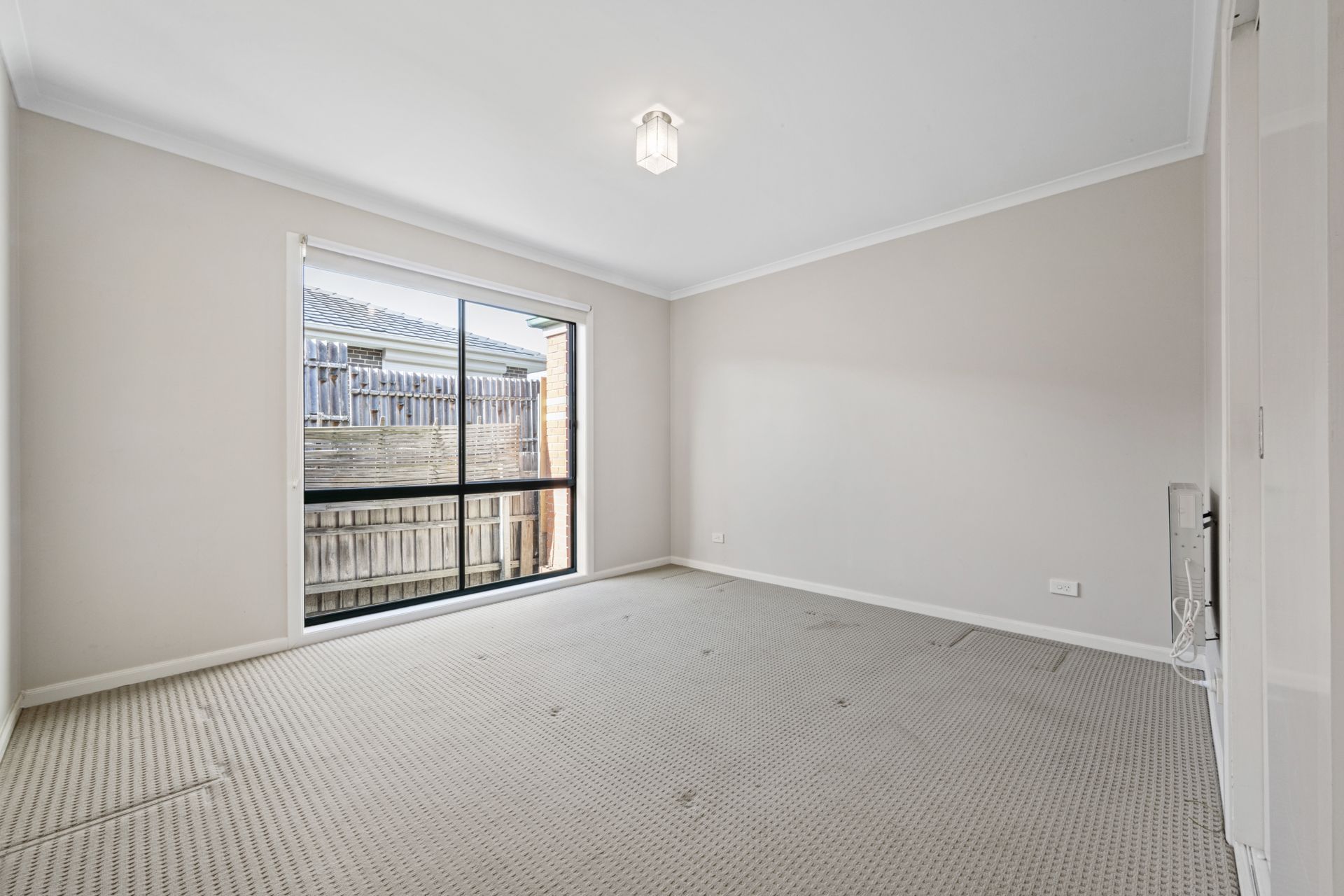MODERN COMFORT IN A PRIME LOCATION