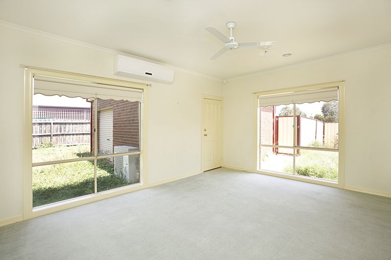 8 Stokes Court, Point Cook - Thumbnail 8