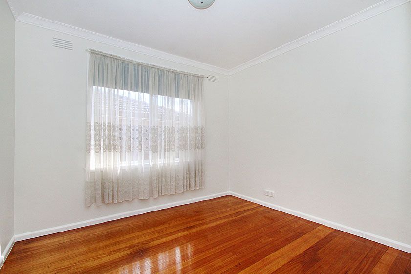 A FAMILY HOME IN A GREAT LOCATION!