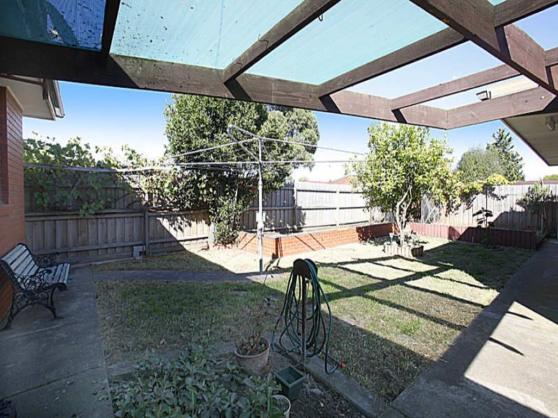 46 Hook Street, Altona Meadows - Thumbnail 8