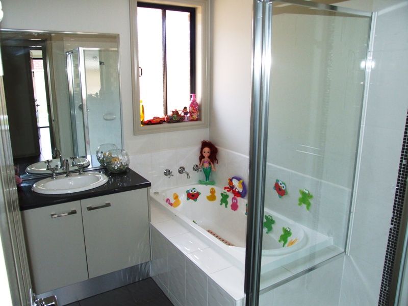 19 Burbidge Drive, Bacchus Marsh - Thumbnail 8