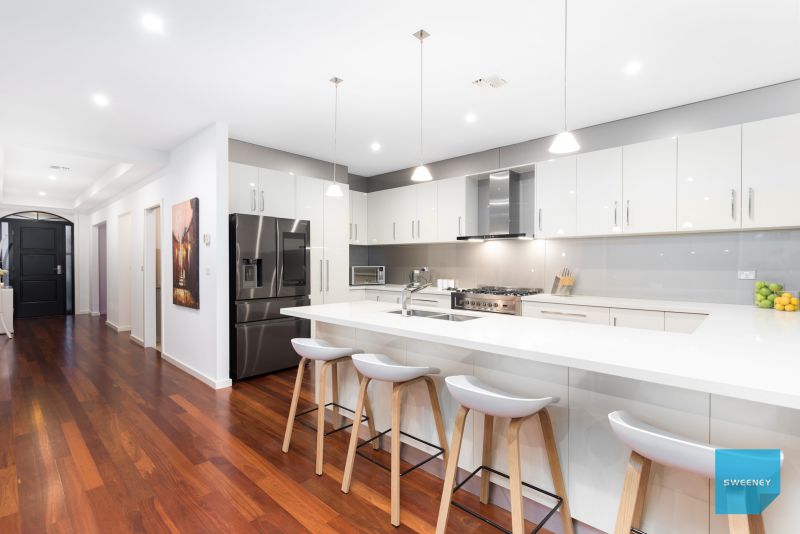 13 Pro Hart Way, Caroline Springs - Thumbnail 5
