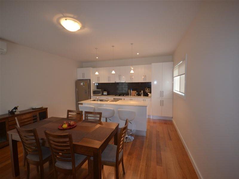 CONTEMPORARY LIVING AT ITS BEST