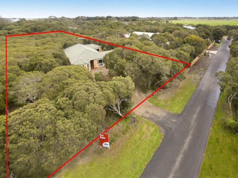 10-11 Warrenbeen Court BARWON HEADS VIC, Barwon Heads - Thumbnail 2