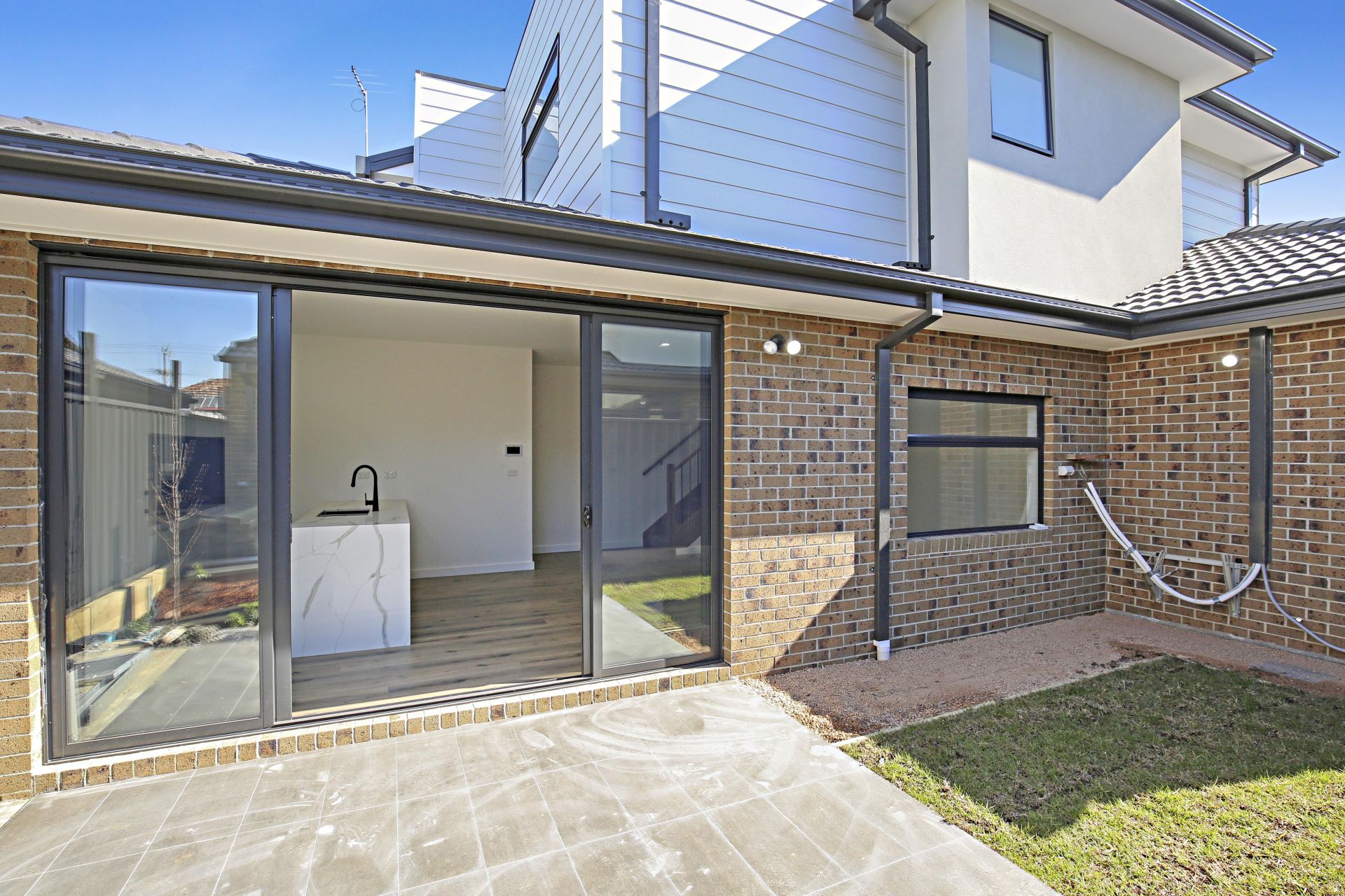 LUXURY LIVING IN THE NORTH!