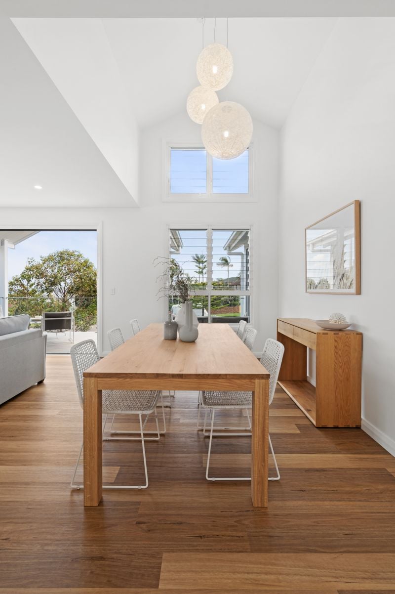 15 Mawson Close, Caves Beach - Thumbnail 6