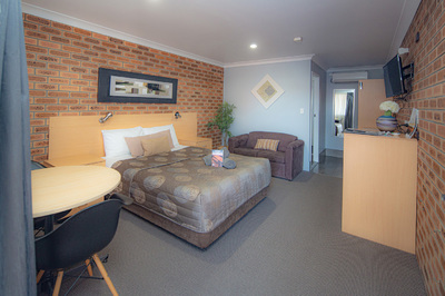 MOTEL LEASEHOLD FOR SALE - NEW ENGLAND REGION