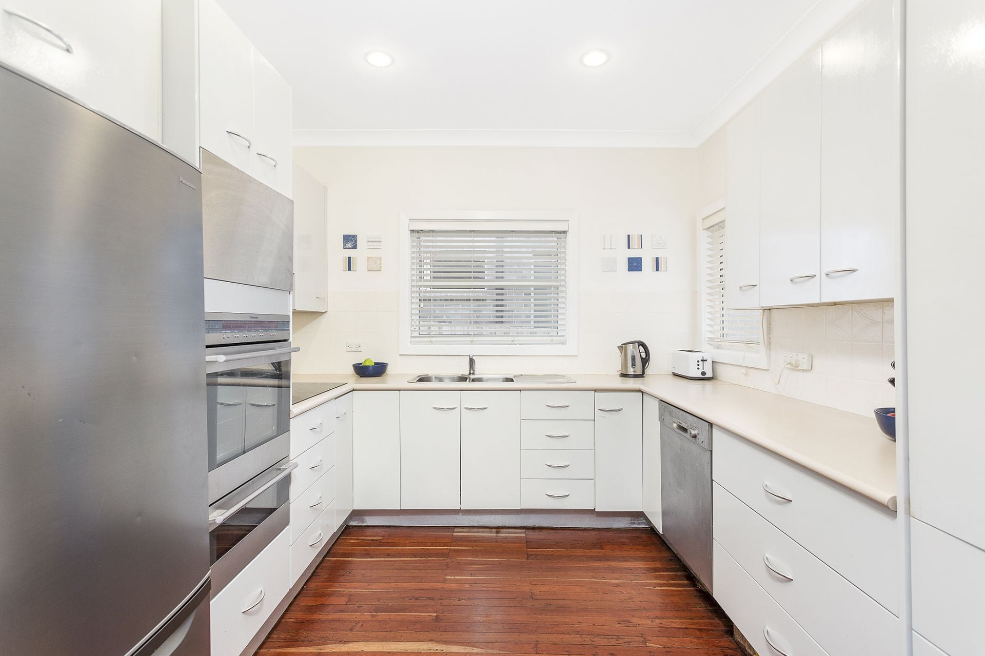 21 Pines Parade Gymea NSW, Gymea - Thumbnail 2