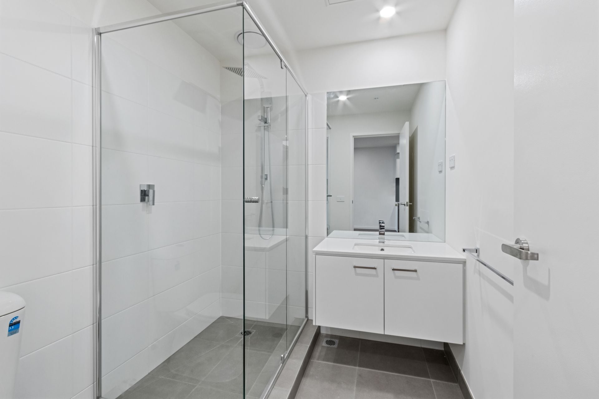 Brand New Apartment in Premium Locale