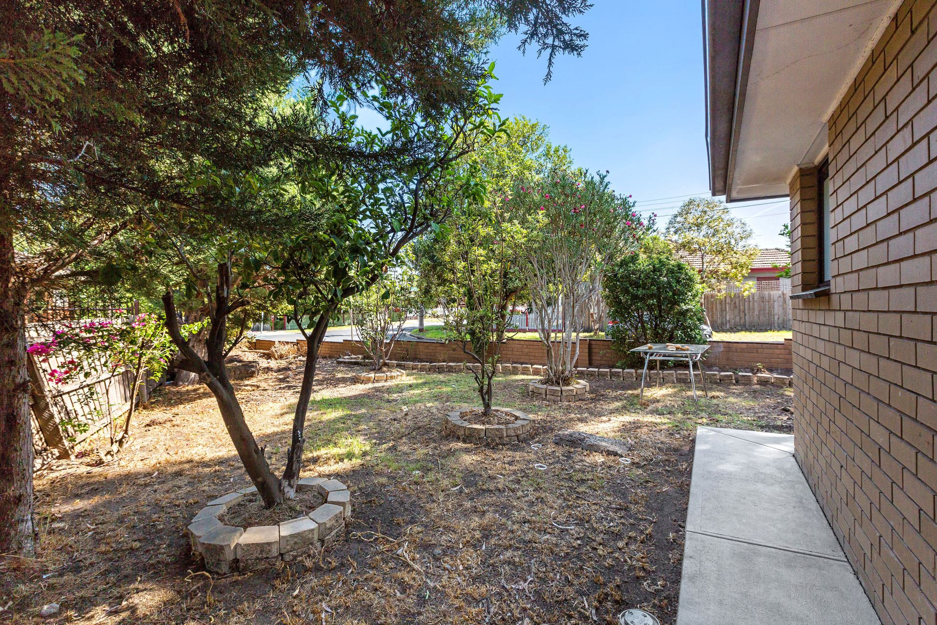 1/12 Hatfield Court, West Footscray - Thumbnail 6