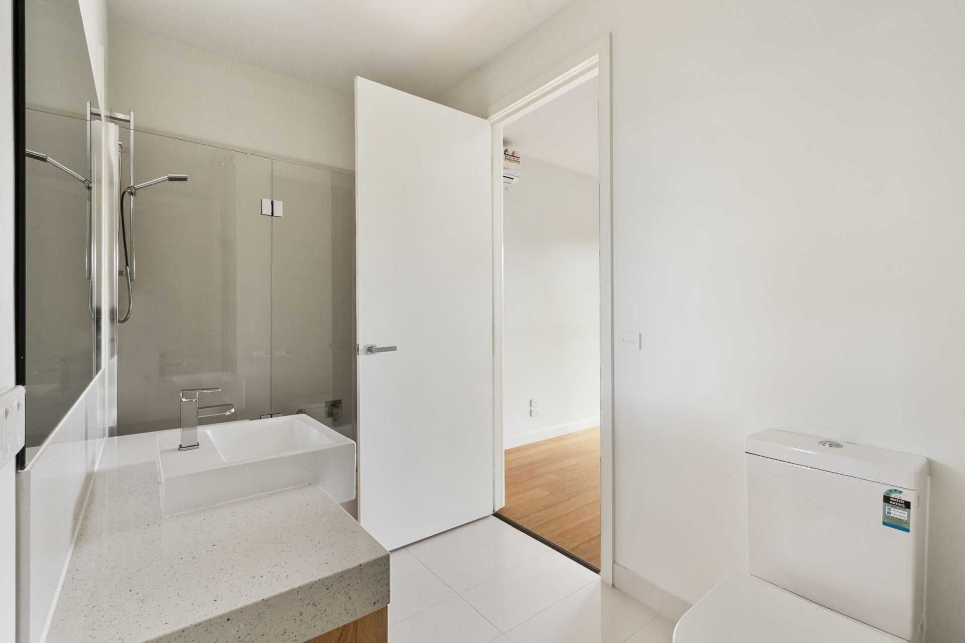 SPACIOUS AND LIGHT FILLED