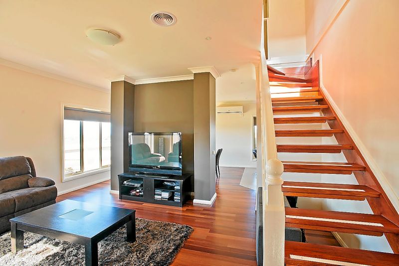 3/6-8 Ross Street, Bacchus Marsh - Thumbnail 3
