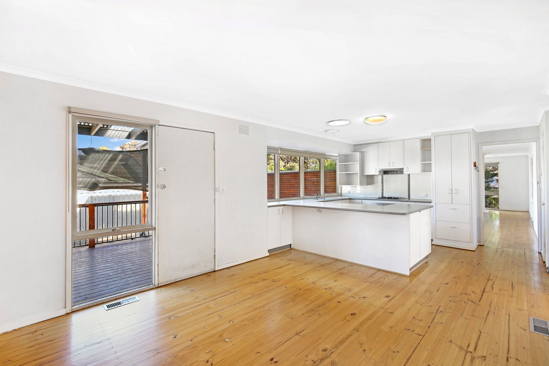 3 Bedroom Home In Convenient Location