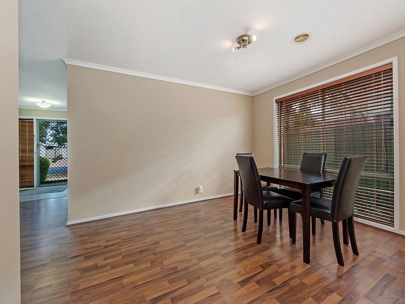 63 Chisholm Drive, Caroline Springs - Thumbnail 5
