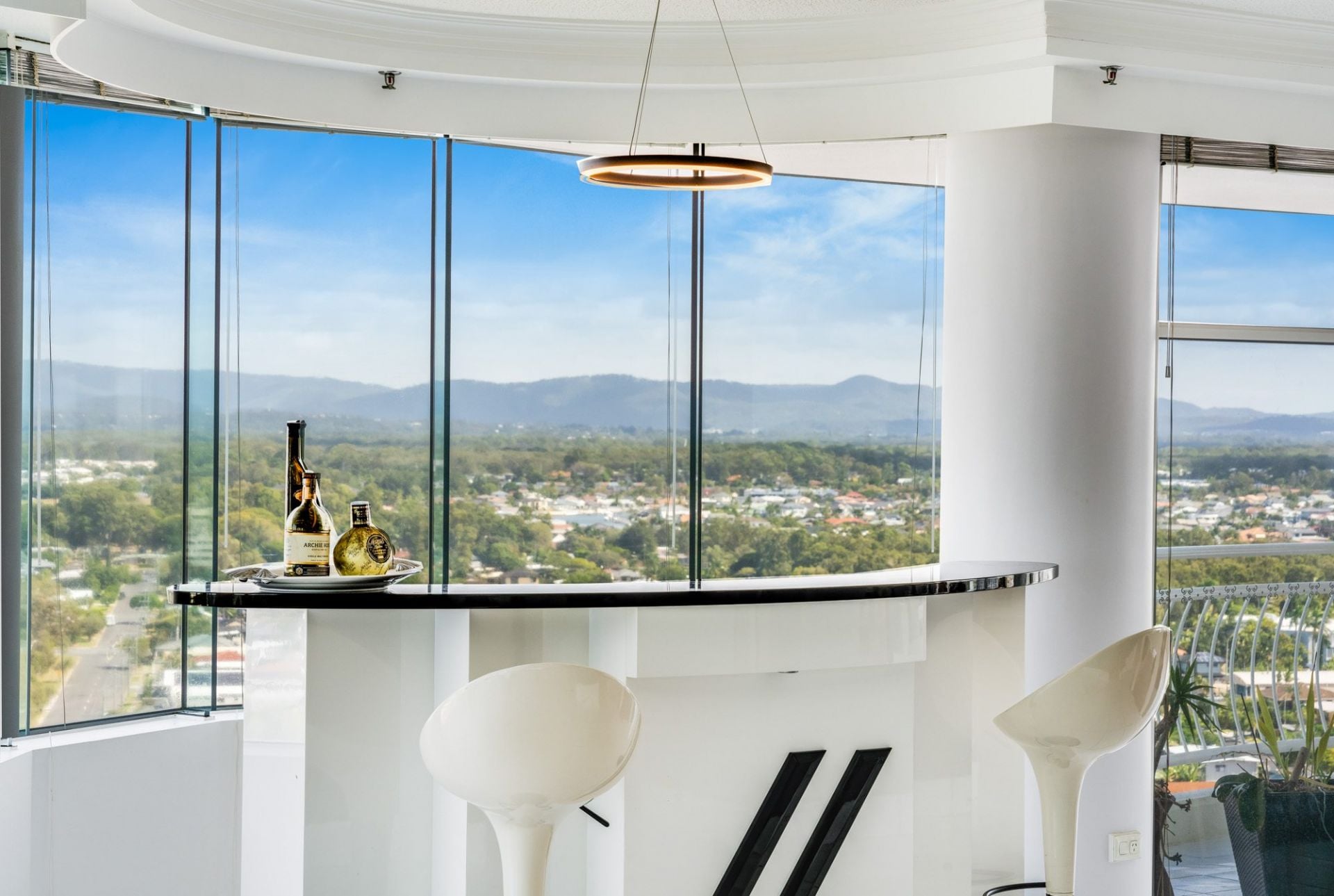 18D/5 Bayview Street, Runaway Bay - Thumbnail 8