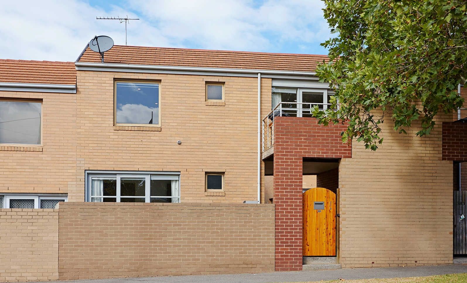 379 Racecourse Road Kensington VIC, Kensington - Thumbnail 2