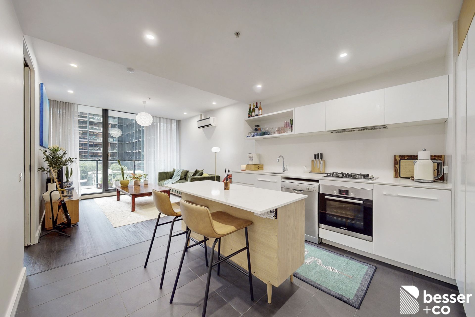619/39 Coventry Street, Southbank - Thumbnail 2