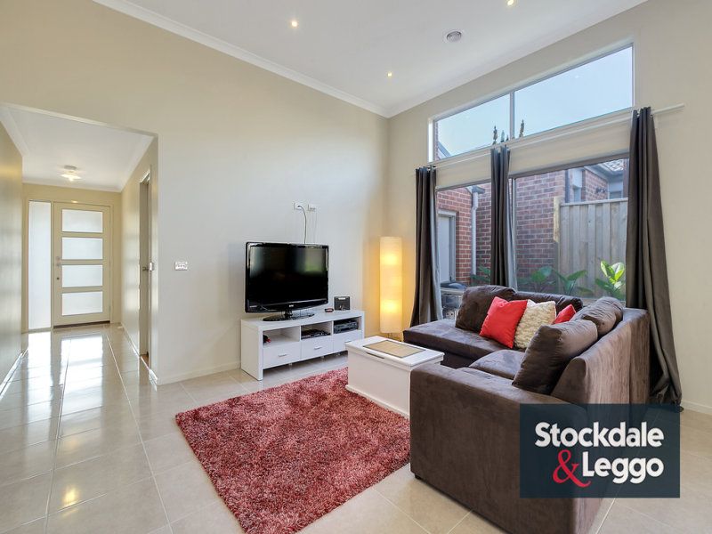 8 Tilia Way MERNDA, Mernda - Thumbnail 4