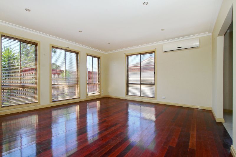 5 Atkinson Place, Reservoir