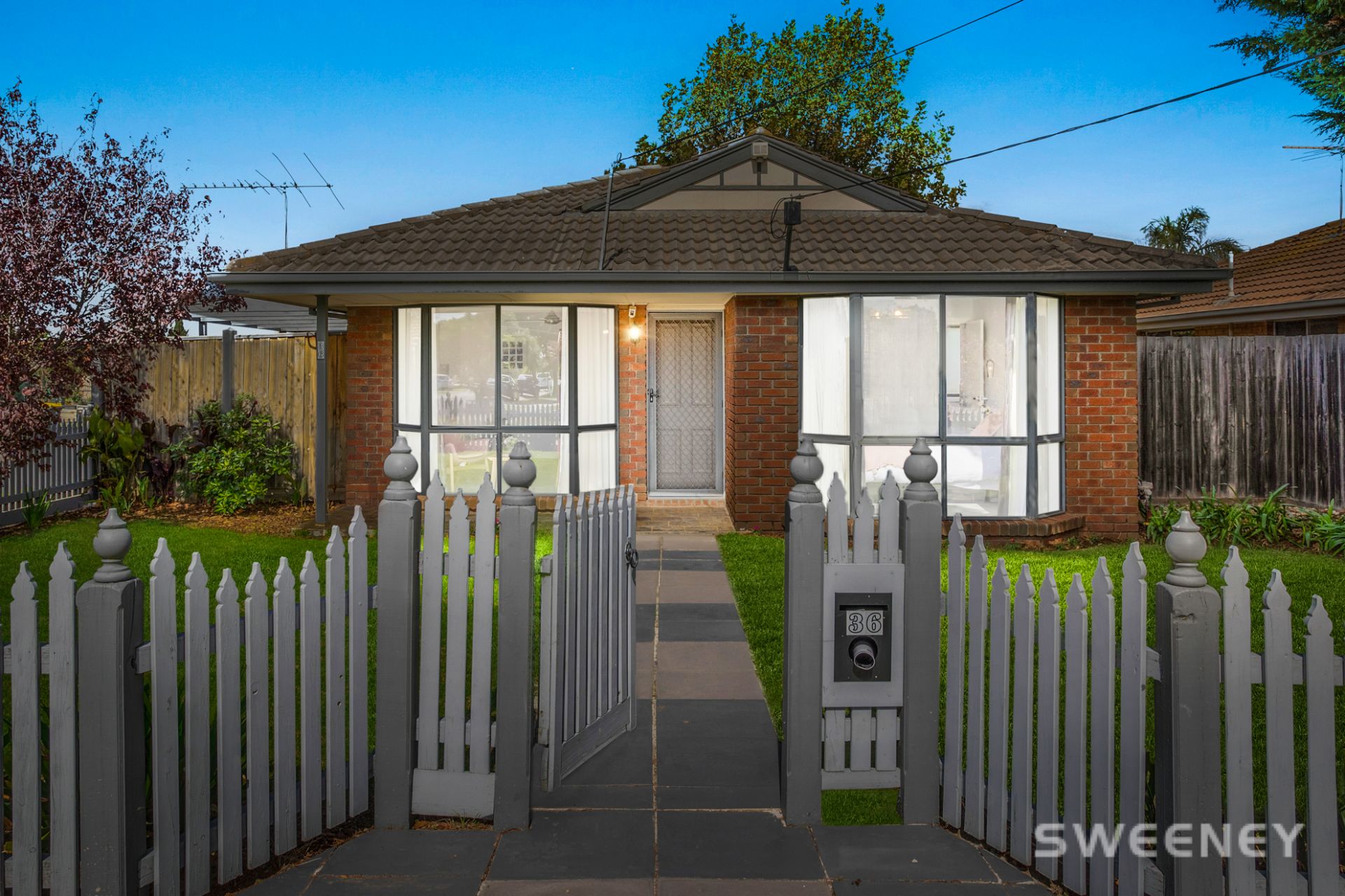 36 Macneil Drive, Altona Meadows - Thumbnail 2